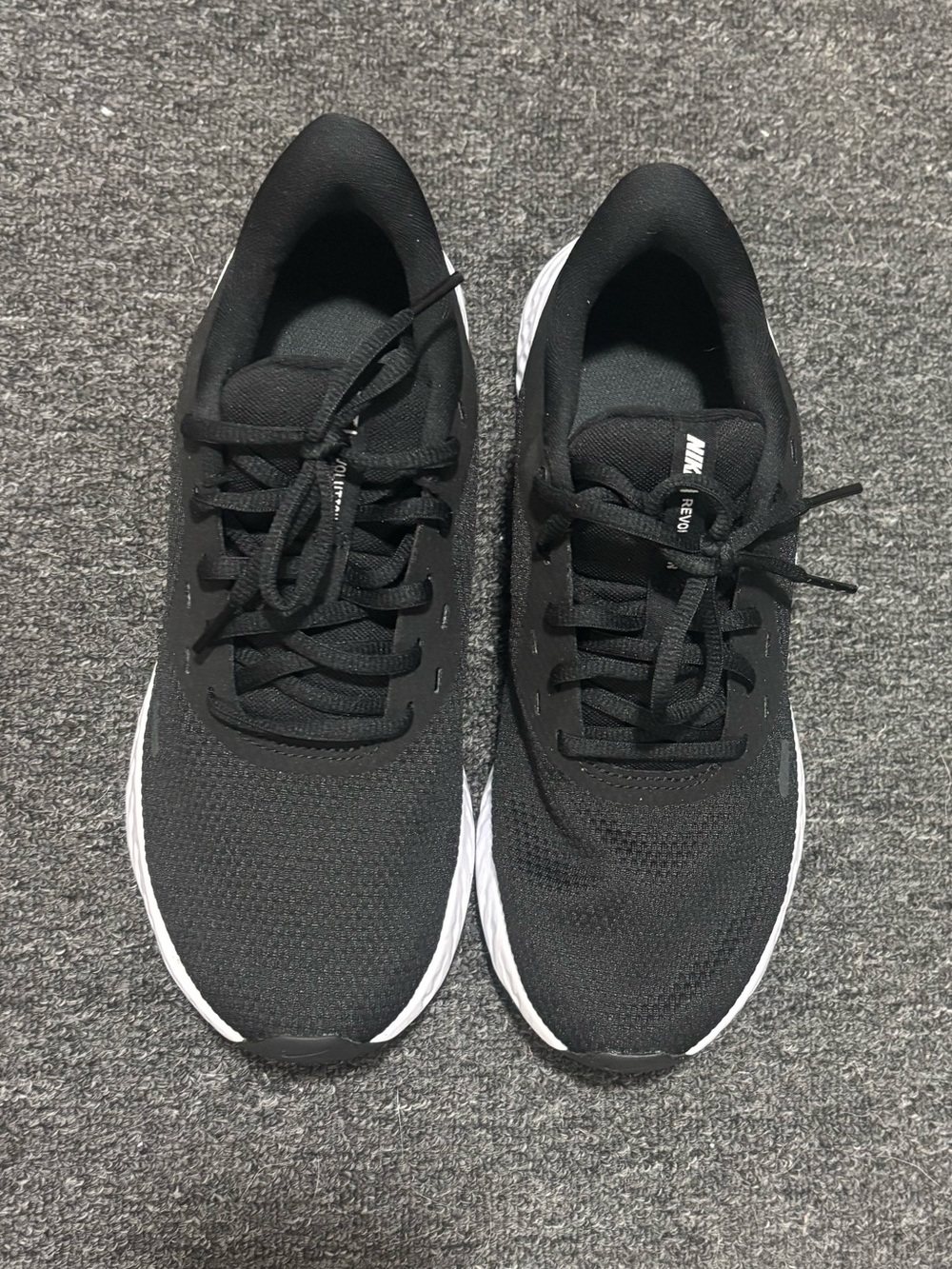 Nike Women’s Revolution 5 Running Shoes
